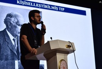 Arş. Gör. Enes Bal, “Kişiselleştirilmiş Tıp ve Bilim” Üzerine Konuşma Yaptı